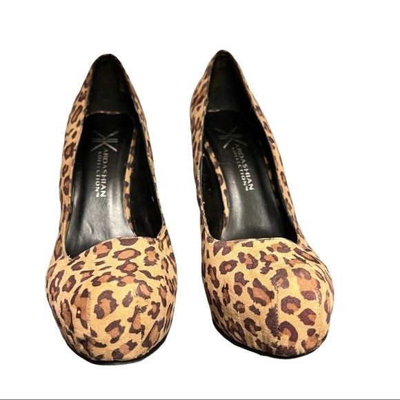 Kardashian Kollection Leopard Print Pumps / Heels Size 7 - Picture 2 of 7